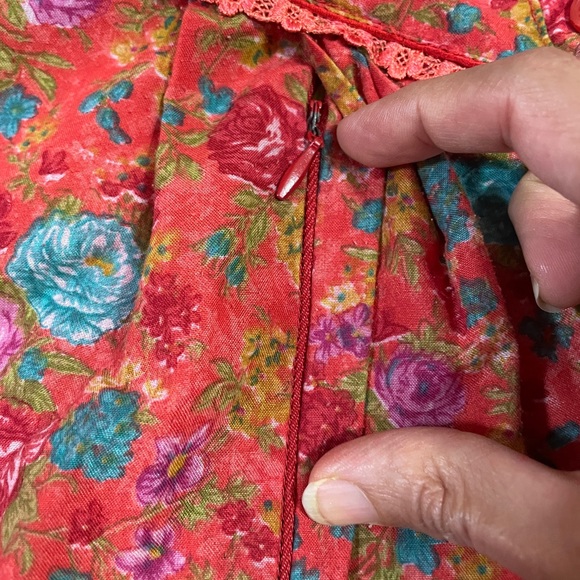 (SOLD)❌Light Tomato Red Maternity Gown- Used - Picture 5 of 11